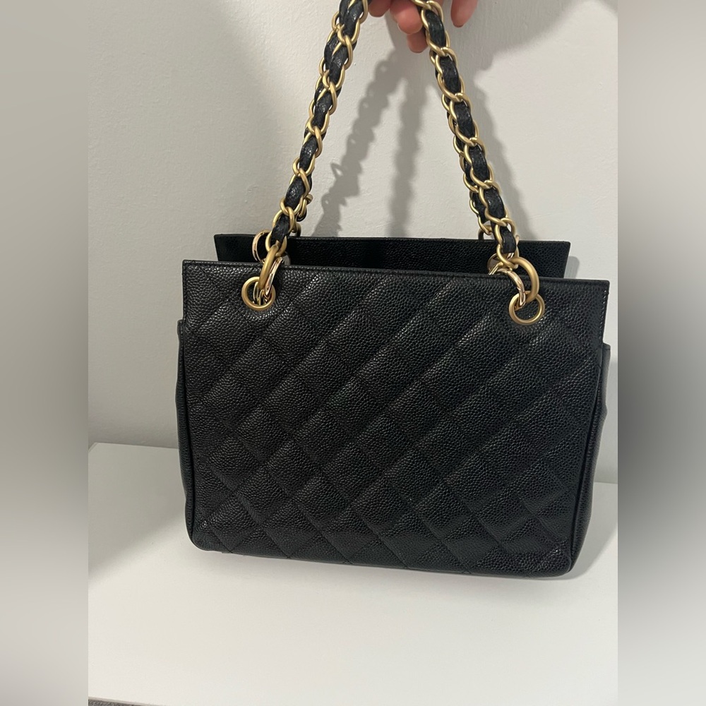 Sold CHANEL Black Quilted Petite Timeless Tote with gold hardware - Picture 2 of 7